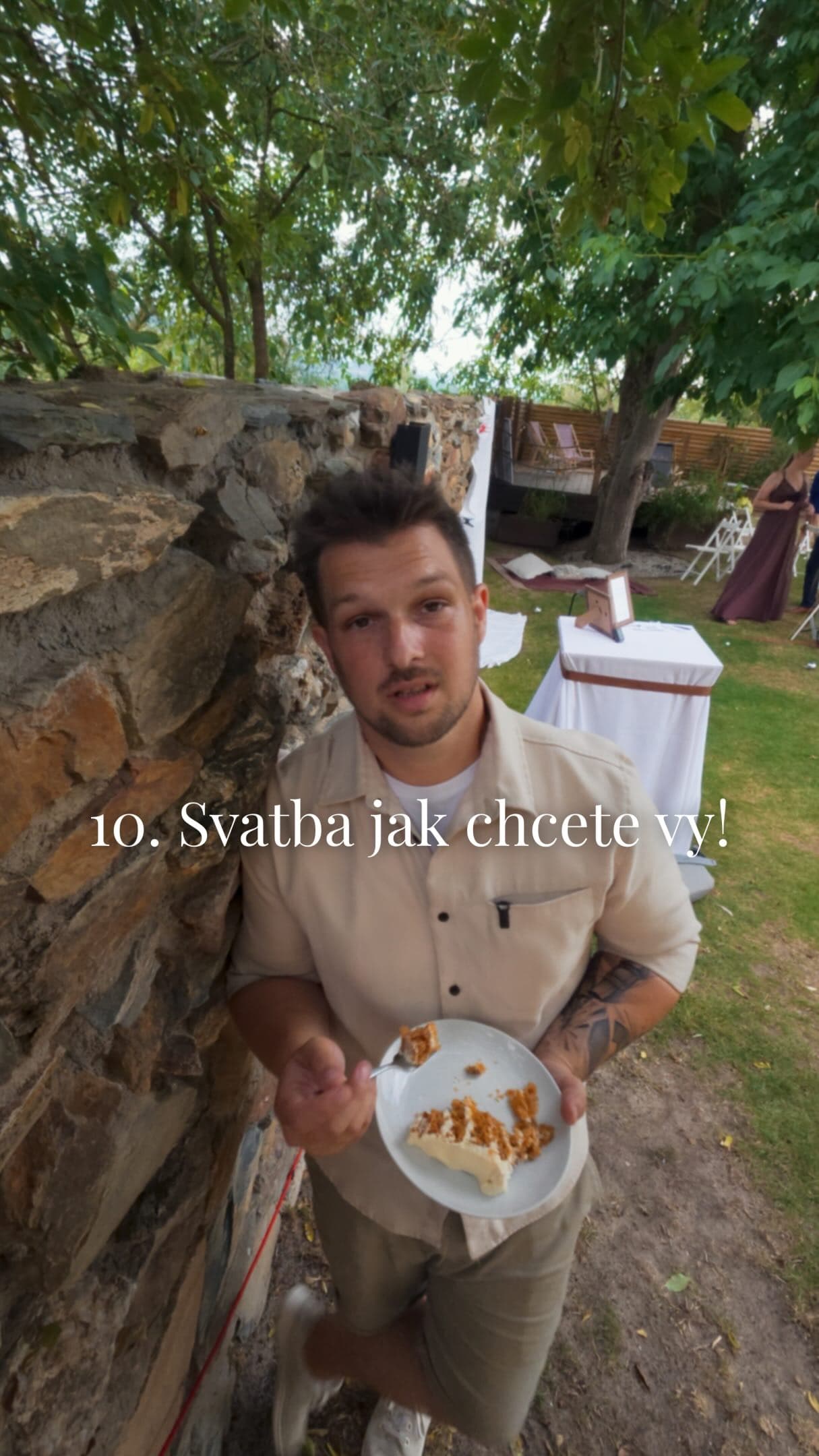Vaše svatba. Vaše pravidla. 🤝

Rodina, kamarádi i koordinátorka vám můžou poradit. Klidně si jejich názor vyslechněte. Ale konečné rozhodnutí by mělo být vždycky na vás.

Protože svatbu plánujete vy, platíte ji vy a hlavně — je to váš den. ❤️

Takže ji udělejte tak, aby bavila hlavně vás. Ne všechny ostatní.

#svatba #svatebnitipy #planovanisvatby #svatebnivideo #kousekdortukousekrady